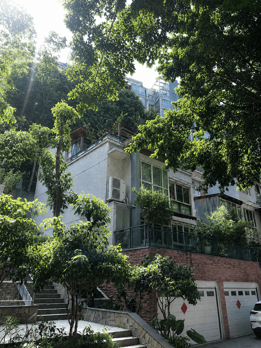 垫江岛居岁月从容升级：小小岛老别墅加装蒂升悦行款电梯